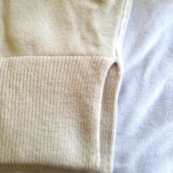 SOLD Bundle of 2 ZARA Knit Sweaters with Piping - M - Picture 8 of 8
